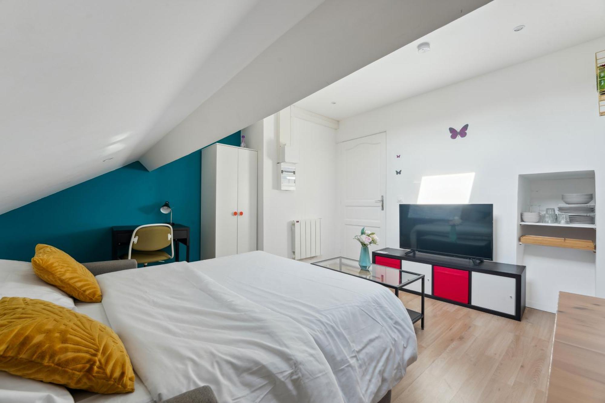 Budget Appart Avec Parking Au Centre-Ville Charleville-Mézières 外观 照片