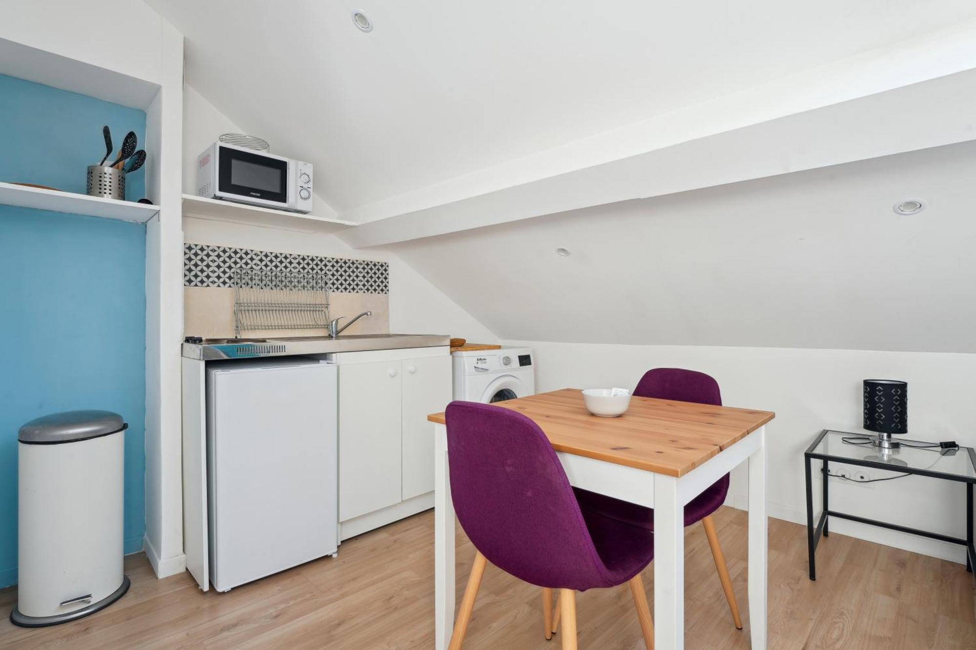 Budget Appart Avec Parking Au Centre-Ville Charleville-Mézières 外观 照片